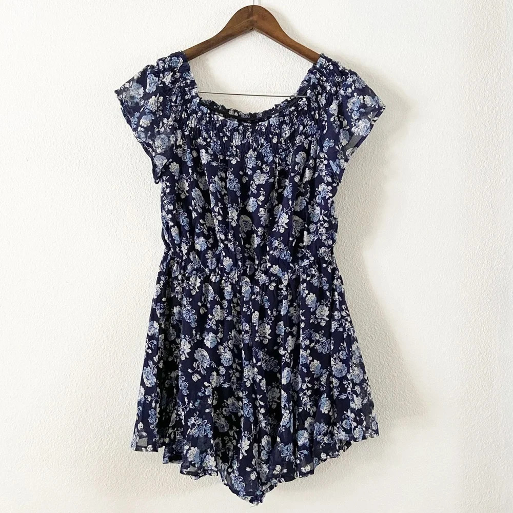 Jodey Floral Off the Shoulder Smocked Romper Large Boho Chic - Picture 2 of 15